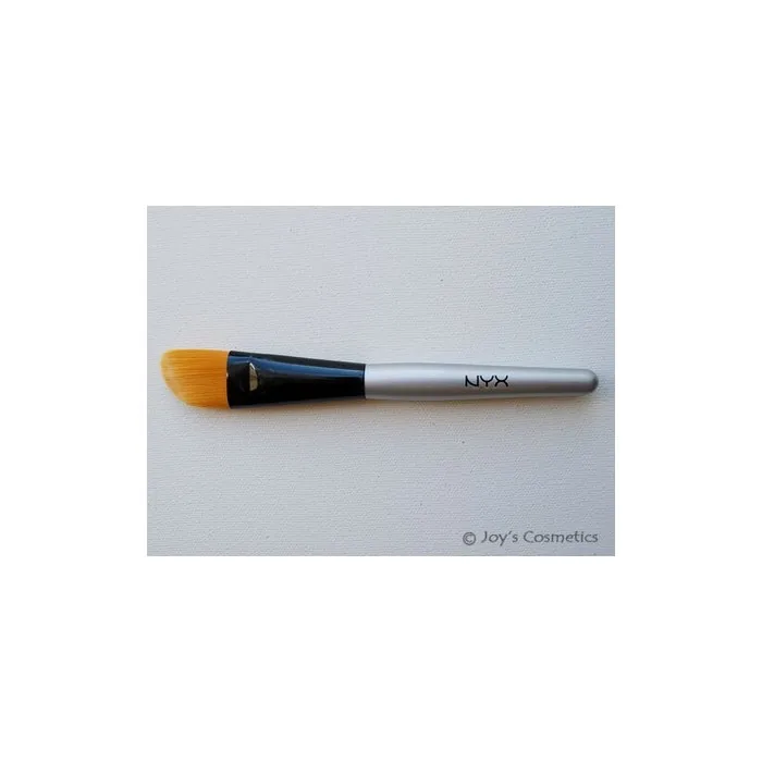 NYX Cosmetics Cream Blush Brush B04