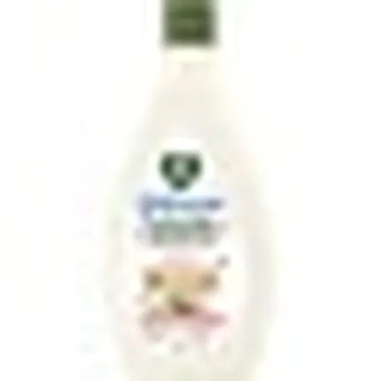 Johnson's Naturally Sensitive Baby Lotion With Organic Aloe Vera And Shea Butter