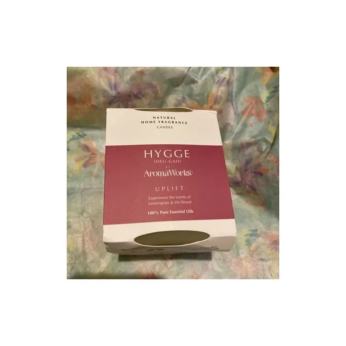 Aroma Works Hygge Refresh Essential Oil Lemongrass & Ho Wood Scented Candle
