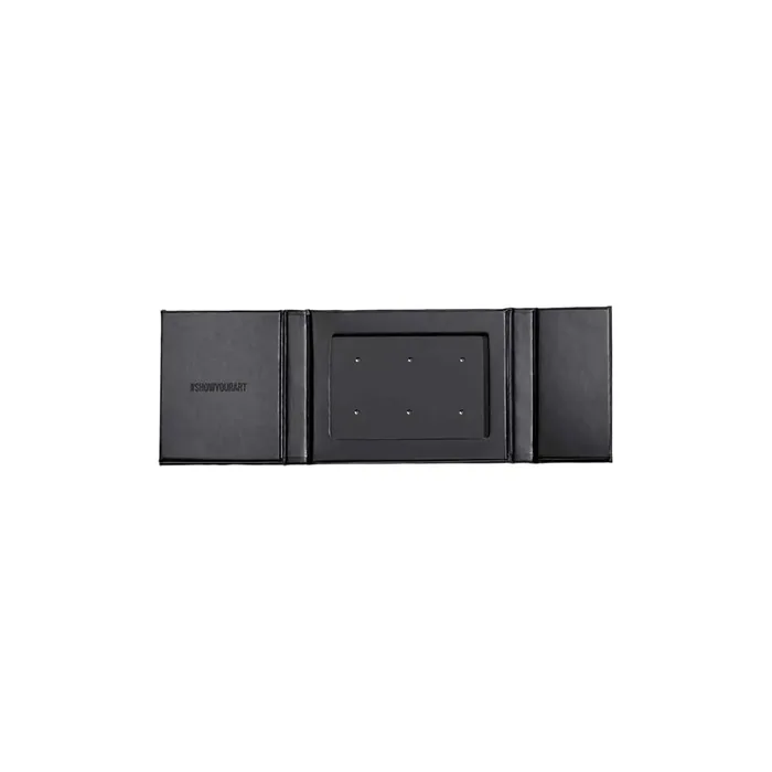 Farmacia Loreto Mulac Medium Shot Palette