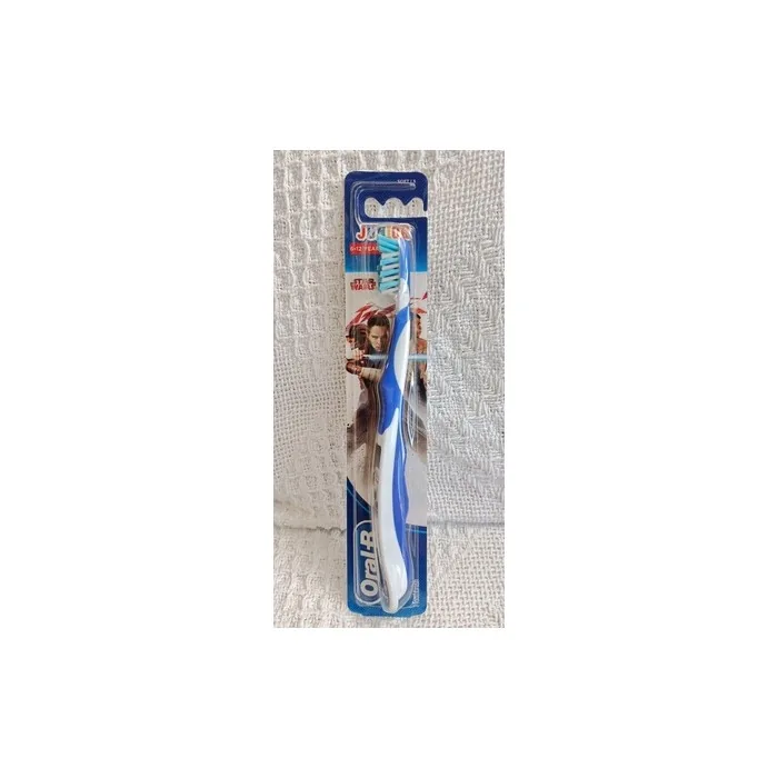 Oral B Junior Star Wars Blue Toothbrush 6-12 Years BB-8