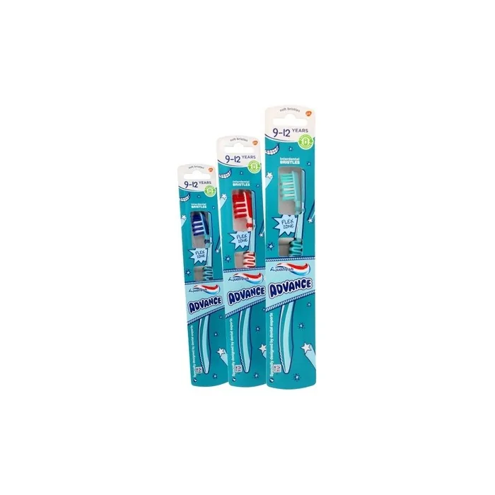 Aquafresh Advance Toothbrush For Children 9-12 Years - 1 Piece