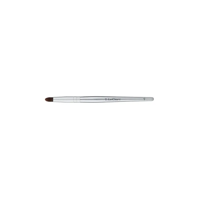 T.LeClerc Eye Brush Accessory Round Eyeshadow Brush