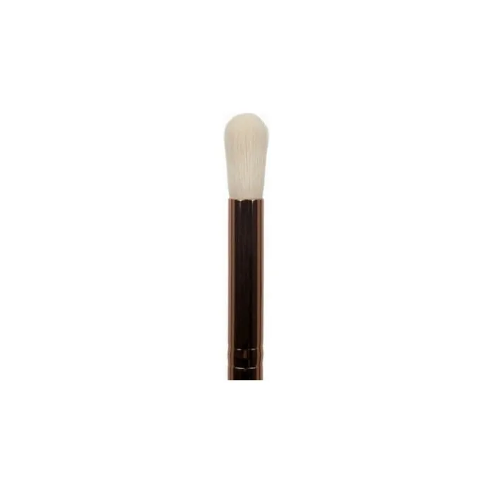 IBRA Fresh Brush No. 04 for Blending Eyeshadow