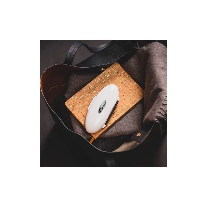 Gleener Battery-Free Compact Fabric Shaver & Lint Brush On-The-Go Depiller