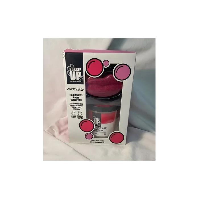 Bubble Up Cherry Kisses Gift Set