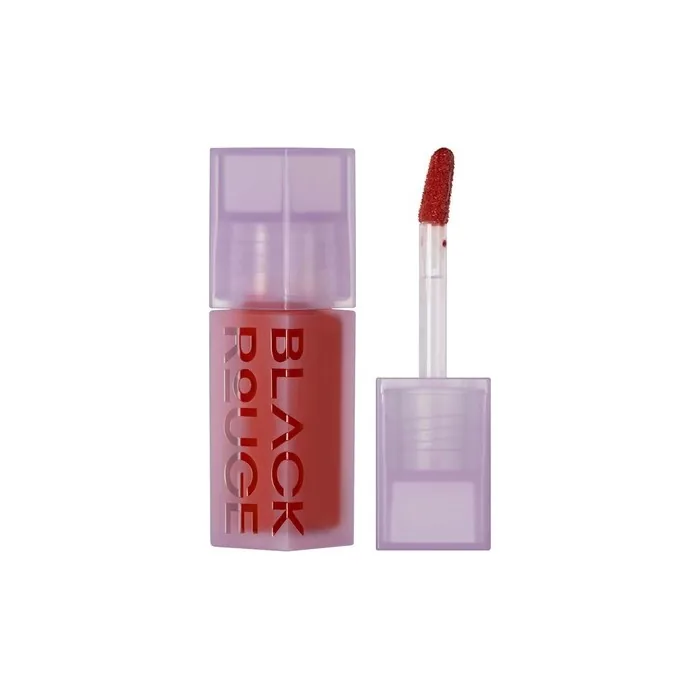 Black Rouge Double Layer Over Velvet Makeup