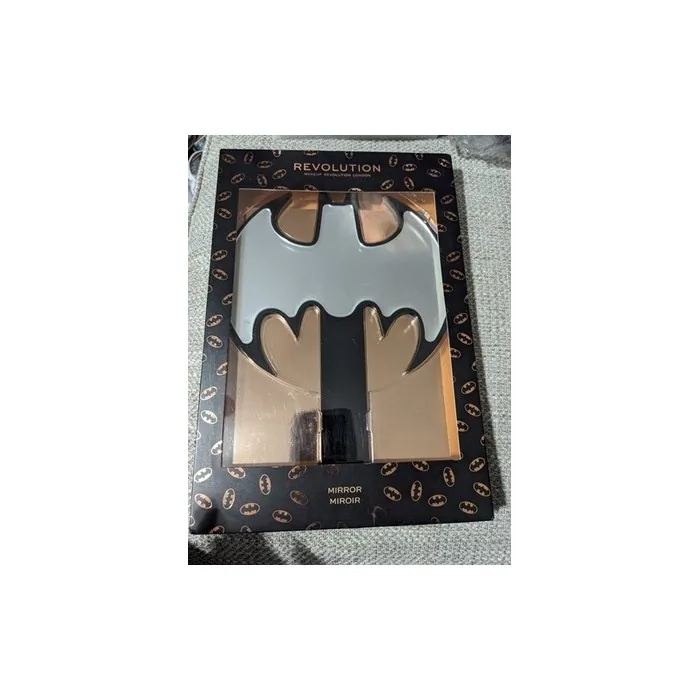 Makeup Revolution Batman Dc Mirror Collectible Limited Edition