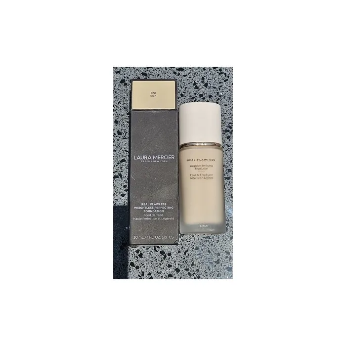 Laura Mercier Real Flawless Weightless Perfecting Foundation 1 Fl Oz