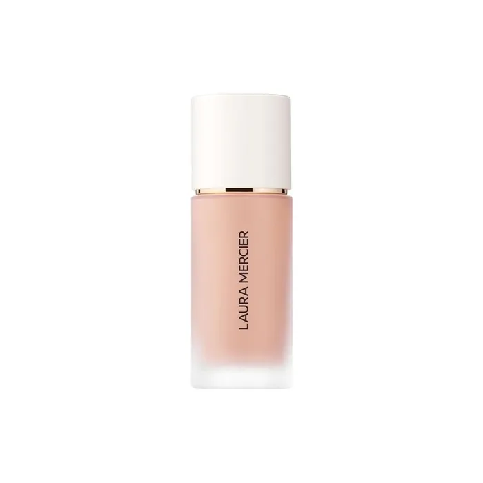 Real Flawless Weightless Perfecting Waterproof Foundation 2c2 Soft Sand