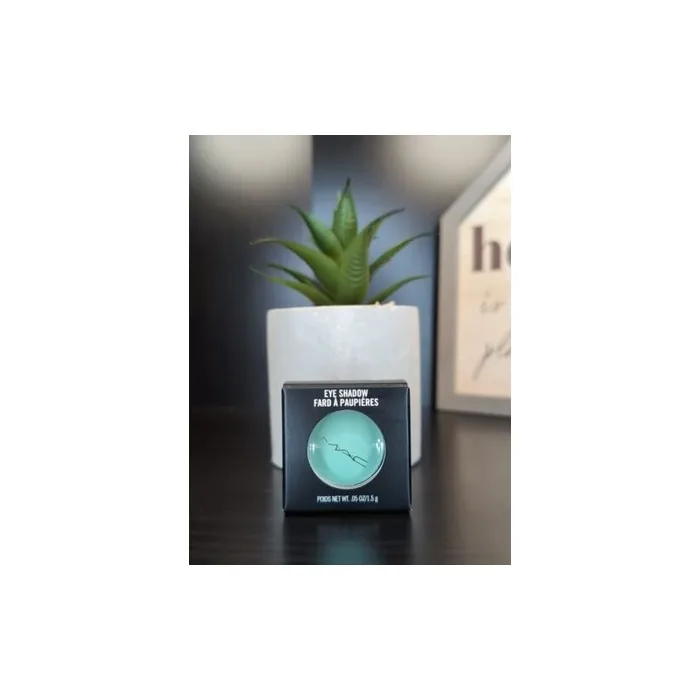 Mac Mint Matte Eyeshadow 0.05 Oz