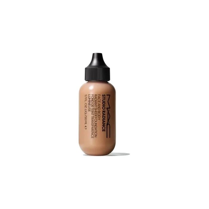 M.A.C Studio Radiance Face and Body Radiant Sheer Foundation N4