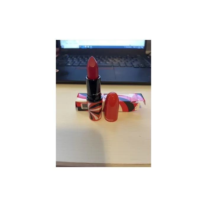 MAC Limited Edition Hypnotizing Holiday Lipstick 0.10oz