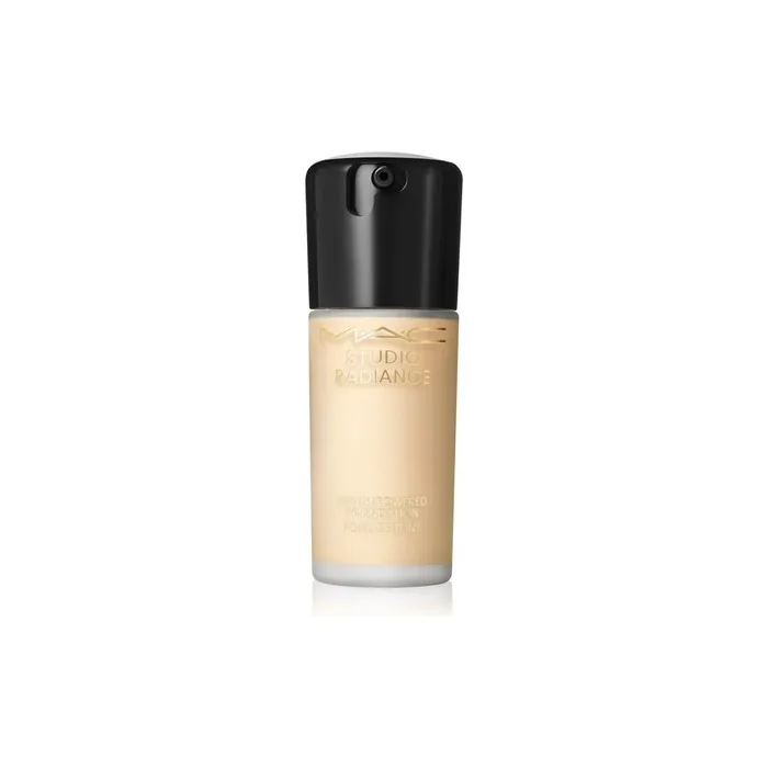 Mac Studio Radiance Serumpowered Foundation