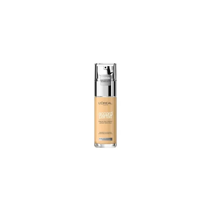 L'Oréal Paris Liquid Foundation Moisturizing 24 Hours with Hyaluronic Acid for All Skin Types Ivory 1.N 30ml