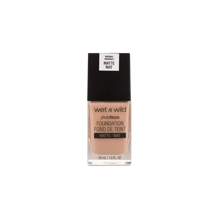 Wet N Wild Photofocus Foundation Smoothening Face Foundation Classic Beige 30ml