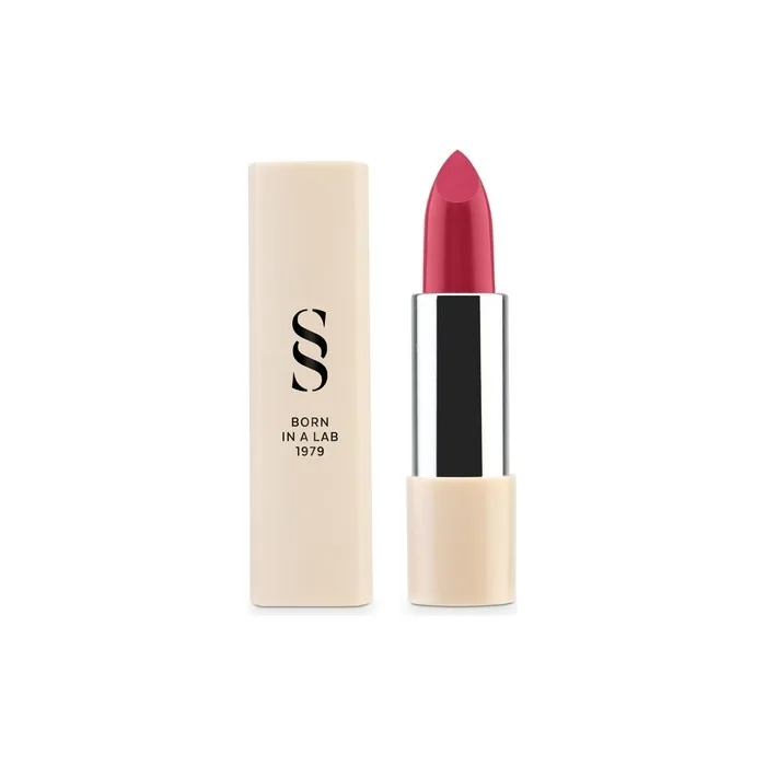 Sensilis Rouge Fondant Lipstick Nourishes and Provides a Shiny Finish