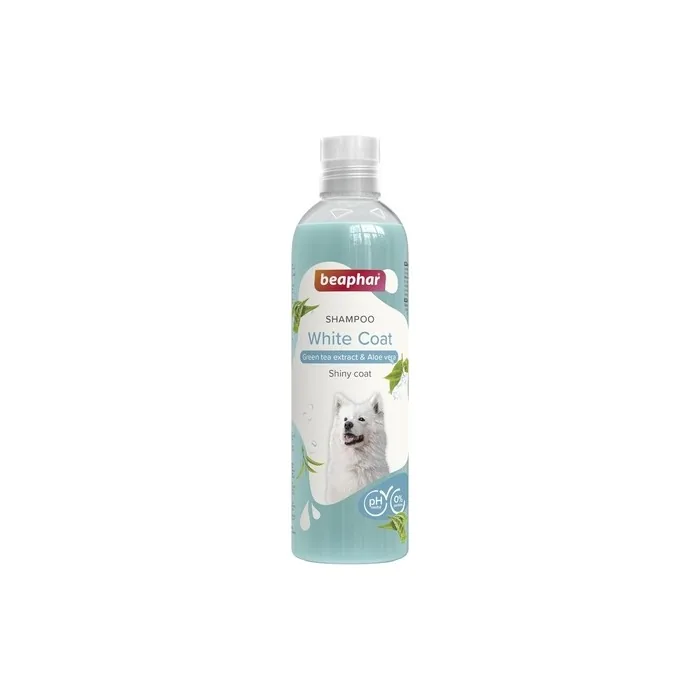 Beaphar White Coat Dog Shampoo with Green Tea Extract and Aloe Vera