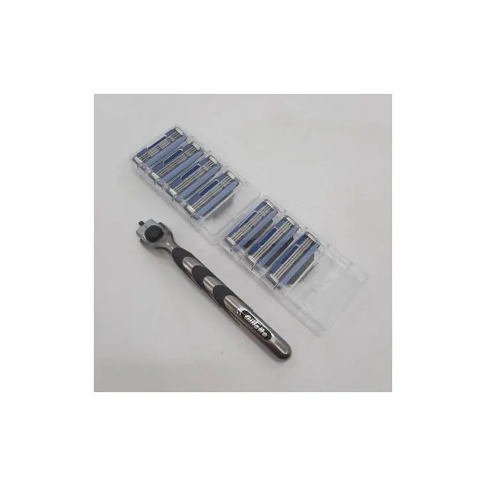 Gillette Mach3 Razor Blades with 1 Handle and 7 Blades Set